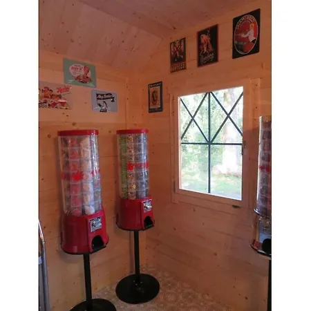 Trailer In With Swimming Pool