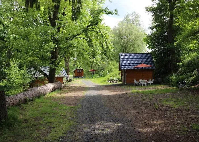 Trailer In With Swimming Pool * Hundsdorf